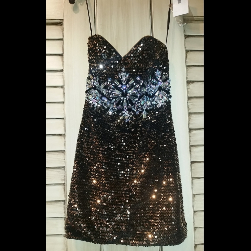 Strapless Sequin Formal/Party Dress - Picture 2 of 7
